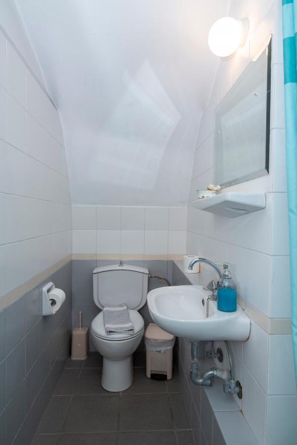 Aeolos Guesthouse 모넴바시아 외부 사진